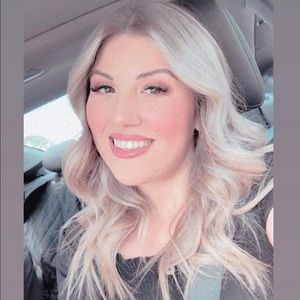 Meet your Posher, Janel